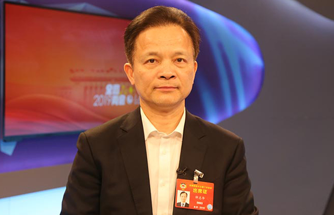 全國(guó)政協(xié)委員、中國(guó)工程院副院長(zhǎng)鐘志華：推進(jìn)工程教育改革與創(chuàng)新創(chuàng)業(yè)創(chuàng)造